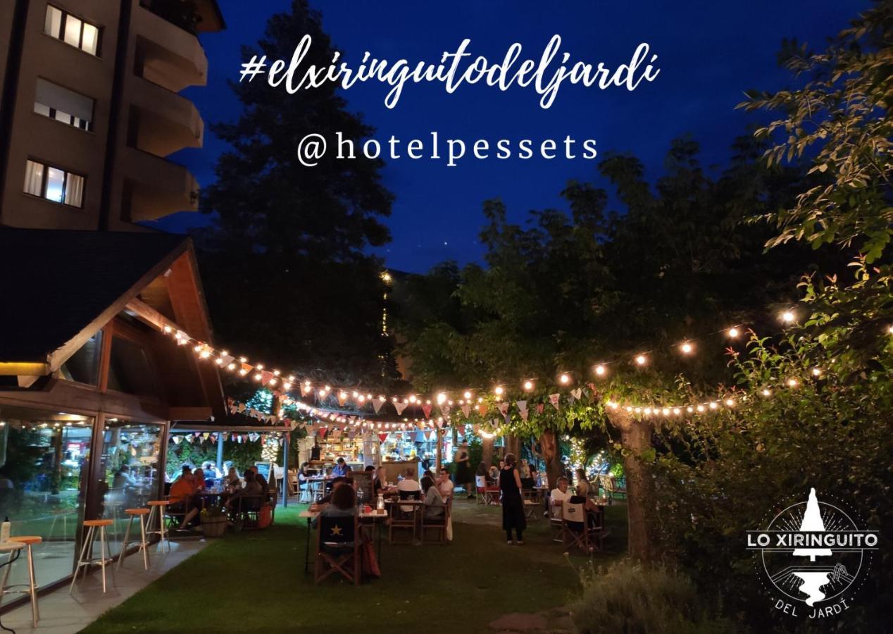 Hotel Restaurant Pessets & Spa Sort Eksteriør billede