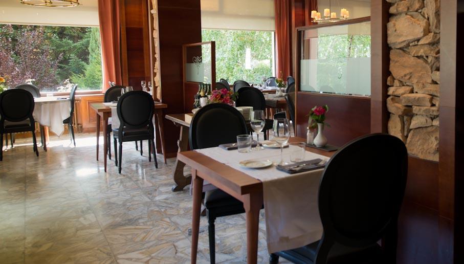 Hotel Restaurant Pessets & Spa Sort Eksteriør billede