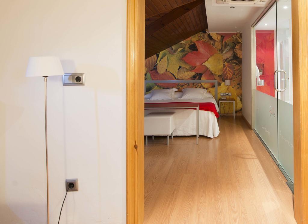 Hotel Restaurant Pessets & Spa Sort Eksteriør billede